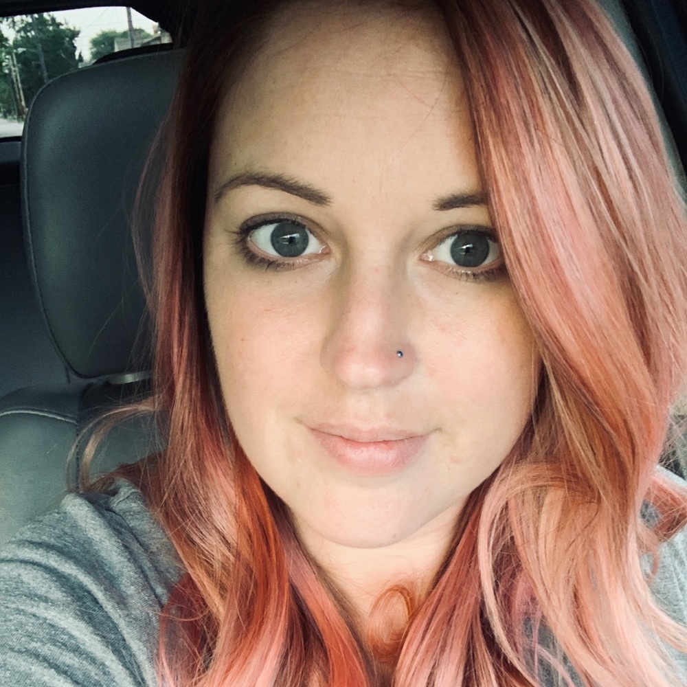 Meet your Posher, Whitney